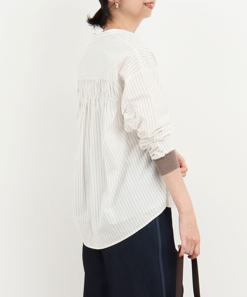 MICO COULIER（ミコクリエ）の「コーマコットンオーバーギャザーブラウス（シャツ/ブラウス・レディース・ホワイト系その他/イエロー/ライトブルー/ブラウン系その他/ベビーピンク・38）」の9枚目の写真