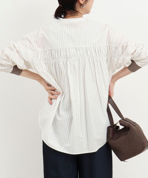 MICO COULIER（ミコクリエ）の「コーマコットンオーバーギャザーブラウス（シャツ/ブラウス・レディース・ホワイト系その他/イエロー/ライトブルー/ブラウン系その他/ベビーピンク・38）」の11枚目の写真