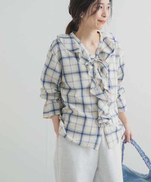 URBAN RESEARCH DOORS(アーバンリサーチドアーズ)の「チェックフリルブラウス(シャツ/ブラウス・レディース・ブルー系その他/ブラック系その他・FREE)」の2枚目の写真