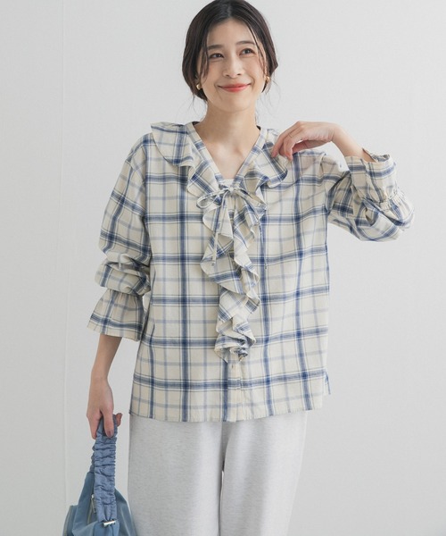 URBAN RESEARCH DOORS(アーバンリサーチドアーズ)の「チェックフリルブラウス(シャツ/ブラウス・レディース・ブルー系その他/ブラック系その他・FREE)」の5枚目の写真