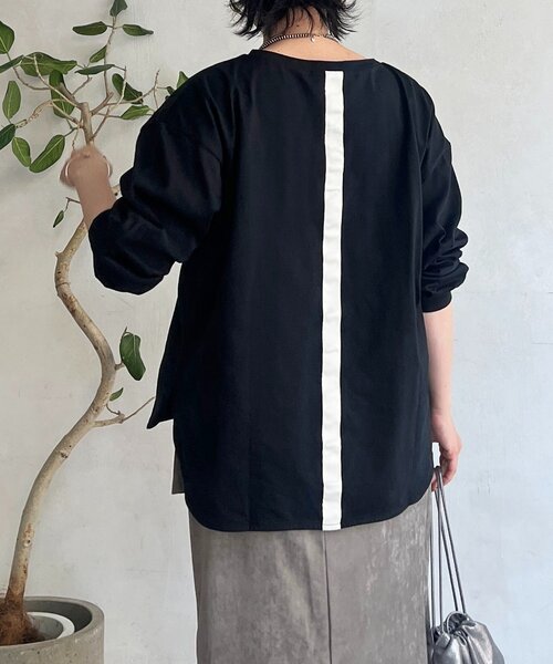 un dix cors（アンディコール）の「バックテープロゴロングTEE（Tシャツ/カットソー・レディース・ブラウン/ブラック/アイボリー・FREE）」の8枚目の写真