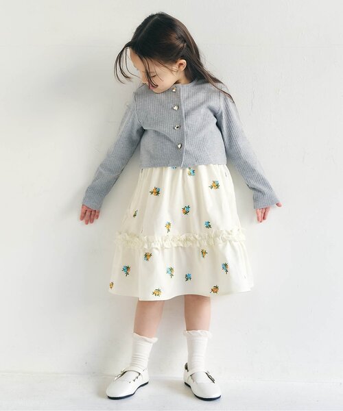 apres les cours（アプレレクール）の「【WEB限定】総柄刺繍キャミワンピース_ジュニア対応（ワンピース・キッズ・ブラック/アイボリー・100/140/130/90/120/110）」の7枚目の写真