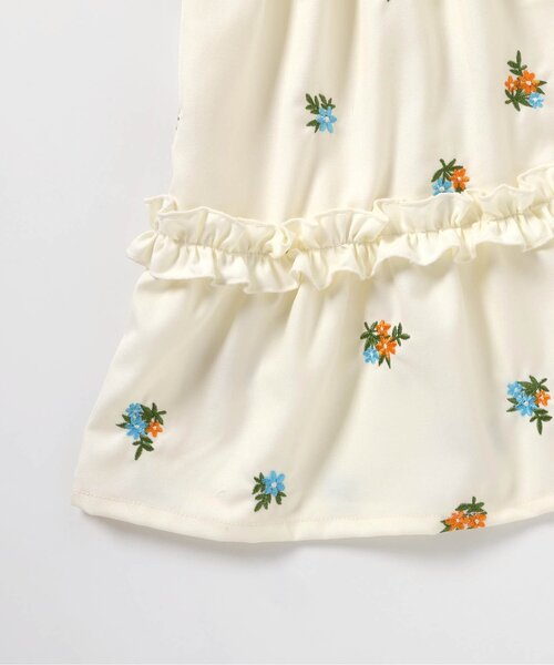 apres les cours（アプレレクール）の「【WEB限定】総柄刺繍キャミワンピース_ジュニア対応（ワンピース・キッズ・ブラック/アイボリー・100/140/130/90/120/110）」の14枚目の写真