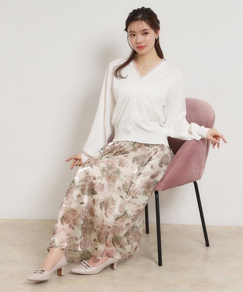 couture brooch（クチュールブローチ）の「【洗える・通勤】Springオーガンフルールスカート（スカート・レディース・ベージュ系その他/ライトパープル/ブラック系・38/36/42/40）」の18枚目の写真