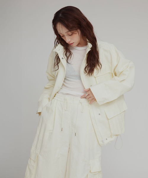 W:Huku(フーク)の「【W:Huku / 撥水 ワッシャーナイロン】スタンドカラー ジャケット / Washer Nylon Stand Collar Jacket(ブルゾン・レディース・アイボリー/ブラック系その他/ブルーグレー・FREE)」の13枚目の写真