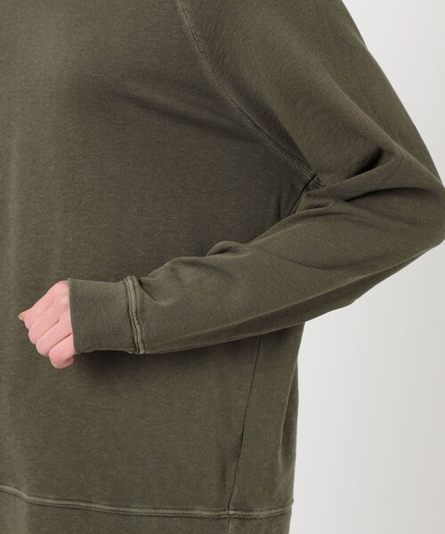 JAMES PERSE（ジェームスパース）の「バックパイルスエット ラグランスリーブプルオーバー WXA3657（スウェット・レディース・ダークカーキ/グレー・1/2）」の9枚目の写真