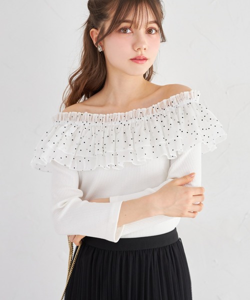 tocco closet(トッコ クローゼット)の「2WAYドットフリル付きリブカットプルオーバー(Tシャツ/カットソー・レディース・オフホワイト/ブラック・M)」の1枚目の写真