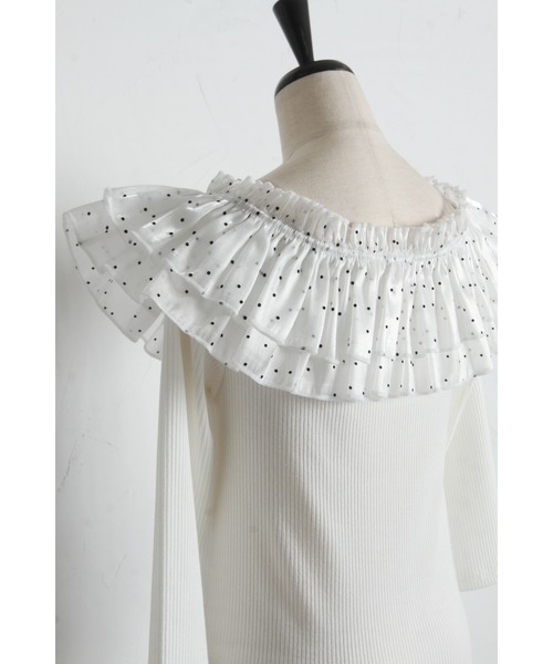 tocco closet(トッコ クローゼット)の「2WAYドットフリル付きリブカットプルオーバー(Tシャツ/カットソー・レディース・オフホワイト/ブラック・M)」の18枚目の写真