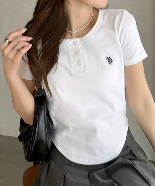U.S. POLO ASSN.(ユーエスポロアッスン)の「【Ada.別注 U.S. POLO ASSN】ヘンリーネック コンパクト Tシャツ(Tシャツ/カットソー・レディース・ブラック/ホワイト/ピンク・M/L)」の5枚目の写真