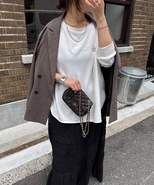 DouDou（ドゥドゥ）の「【インフルエンサーSAKURA企画】ミニダンボールロゴロンTEE（Tシャツ/カットソー・レディース・ライトグレー/オフホワイト/ネイビー・FREE）」の16枚目の写真