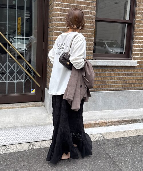 DouDou（ドゥドゥ）の「【インフルエンサーSAKURA企画】ミニダンボールロゴロンTEE（Tシャツ/カットソー・レディース・ライトグレー/オフホワイト/ネイビー・FREE）」の17枚目の写真