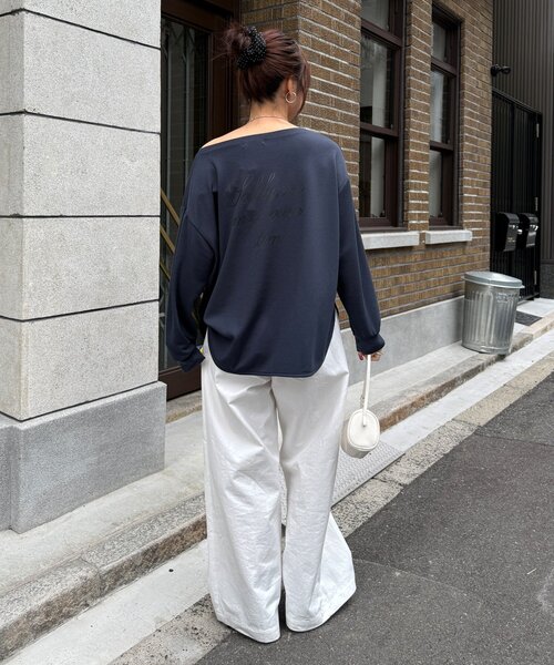 DouDou（ドゥドゥ）の「【インフルエンサーSAKURA企画】ミニダンボールロゴロンTEE（Tシャツ/カットソー・レディース・ライトグレー/オフホワイト/ネイビー・FREE）」の14枚目の写真