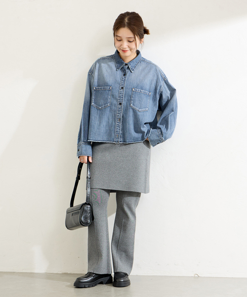 JOURNAL STANDARD（ジャーナルスタンダード）の「《追加2》ライトオンスデニムクロップドシャツ（シャツ/ブラウス・レディース・ブルー系その他/ベージュ・FREE）」の6枚目の写真