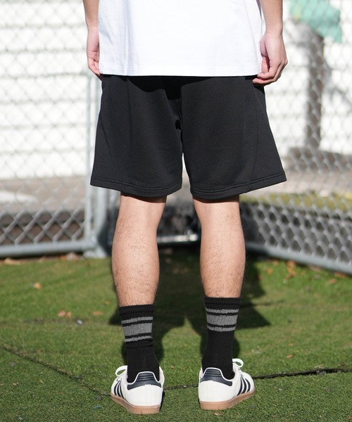 NEW ERA(ニューエラ)の「NEW ERA/ニューエラ ハーフパンツ ドライスウェット ショート パンツ パフォーマンスアパレル 吸汗速乾 静電気防止(その他パンツ・メンズ・ダークグレー/ブラック・M/L/XL/XXL)」の4枚目の写真