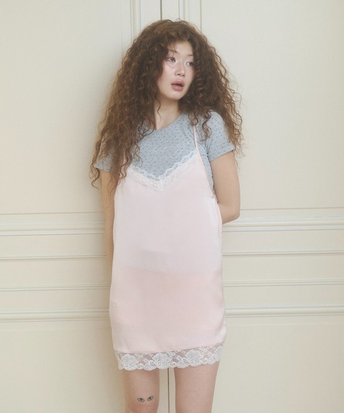 chernyy(チェルニー)の「chernyy floral pearl logo tee / 小花柄パールロゴT(Tシャツ/カットソー・レディース・グレー/アイボリー・LARGE/MEDIUM/SMALL)」の16枚目の写真