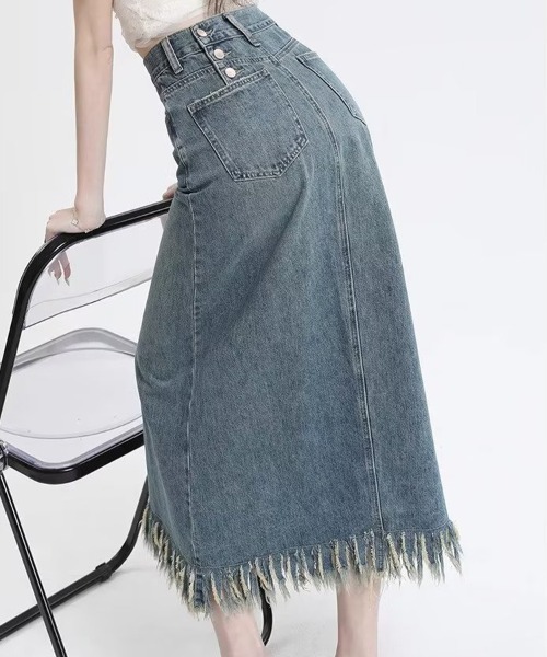 SallyLunn(サリーラン)の「フリンジヘムハイウエストデニムスカート(デニムスカート・レディース・ブルー・MEDIUM/LARGE)」の8枚目の写真
