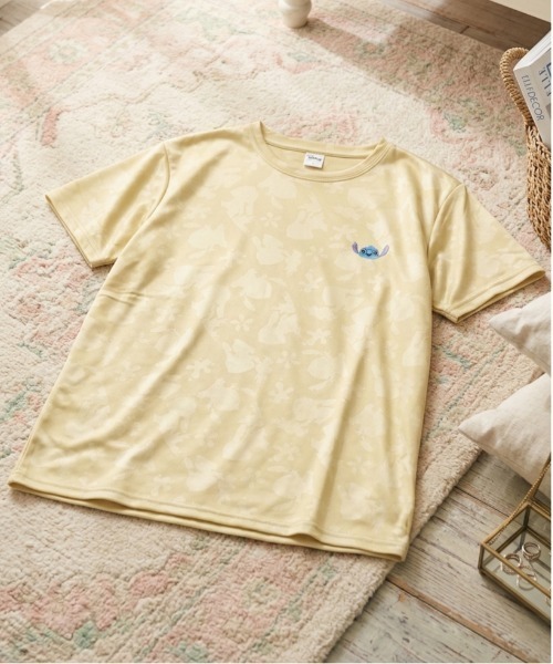Disney(ディズニー)の「【DISNEY/ディズニー】胸ワンポイントキャラクター総柄DRYメッシュ半袖Tシャツ(吸水速乾)(Tシャツ/カットソー・レディース・ピンク/ライム/ラベンダー/ネイビー・LARGE/MEDIUM)」の1枚目の写真