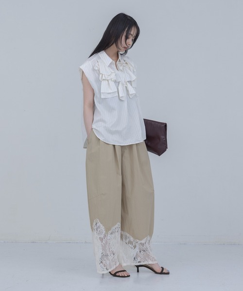 Eimee Law(エイミーロウ)の「ランダムリボン タックスリーブブラウス(シャツ/ブラウス・レディース・ストライプ/チェック/ブラック/オフホワイト・FREE)」の17枚目の写真