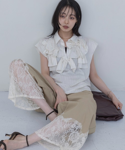 Eimee Law(エイミーロウ)の「ランダムリボン タックスリーブブラウス(シャツ/ブラウス・レディース・ストライプ/チェック/ブラック/オフホワイト・FREE)」の21枚目の写真