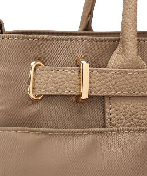 PADMA（パドマ）の「【PADMA】ナイロン中サイズ レザーコンビ 2WAYショルダーバッグ（ビジネスバッグ・レディース・ブラック×シルバー/ベージュ系その他/ブラック×ゴールド/グレー・FREE）」の16枚目の写真