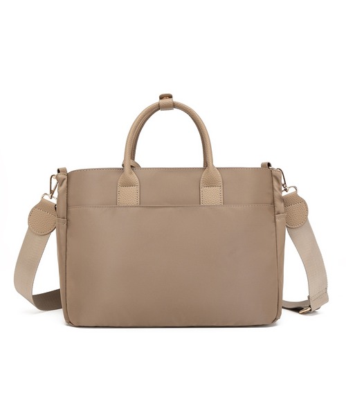 PADMA（パドマ）の「【PADMA】ナイロン中サイズ レザーコンビ 2WAYショルダーバッグ（ビジネスバッグ・レディース・ブラック×シルバー/ベージュ系その他/ブラック×ゴールド/グレー・FREE）」の14枚目の写真