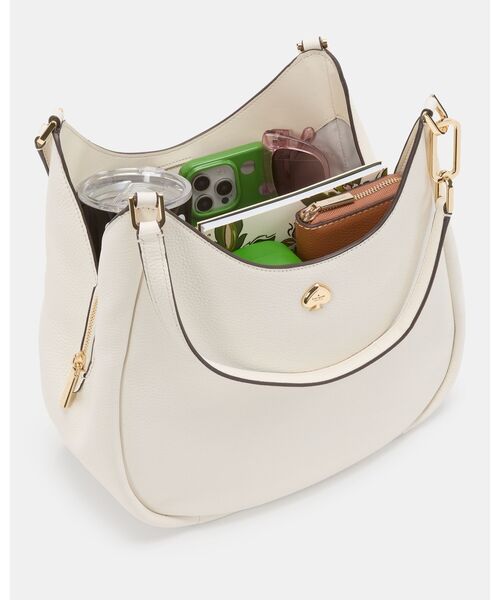 kate spade new york（ケイトスペード ニューヨーク）の「ケイラ ラージ ショルダー バッグ（ショルダーバッグ・レディース・ブラウン・ONESIZE）」の4枚目の写真