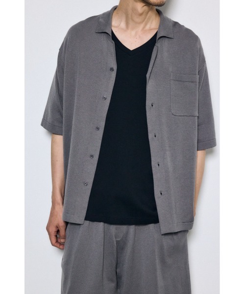 AZUL by moussy(アズールバイマウジー)の「リラックスオープンカラーニットシャツ(ニット/セーター・メンズ・ブラック/グレー・MEDIUM/LARGE)」の1枚目の写真