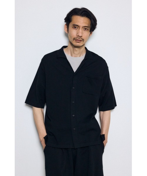 AZUL by moussy(アズールバイマウジー)の「リラックスオープンカラーニットシャツ(ニット/セーター・メンズ・ブラック/グレー・MEDIUM/LARGE)」の3枚目の写真