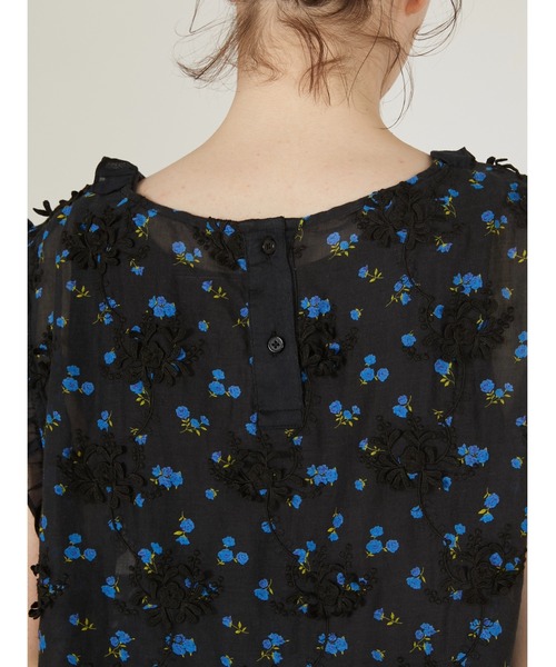 crinkle crinkle crinkle(クリンクルクリンクルクリンクル)の「【crinkle crinkle crinkle】sheer flower vest blouse/シアーフラワーベストブラウス(シャツ/ブラウス・レディース・アイボリー/ブラック・FREE)」の7枚目の写真