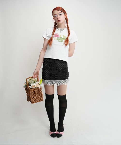 IMARI(イマリ)の「【 IMARI / イマリ 】 ローズ プリント Tシャツ(Tシャツ/カットソー・レディース・ホワイト・FREE)」の6枚目の写真