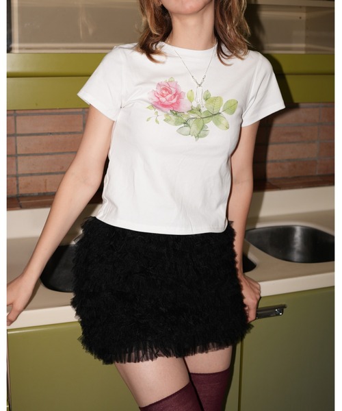 IMARI(イマリ)の「【 IMARI / イマリ 】 ローズ プリント Tシャツ(Tシャツ/カットソー・レディース・ホワイト・FREE)」の12枚目の写真