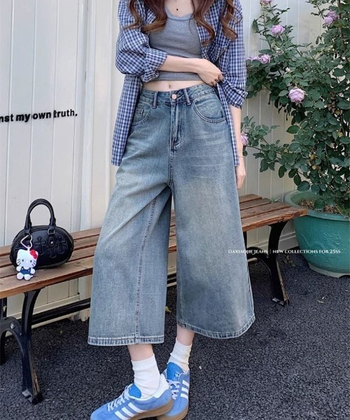 Ritzy(リッツィー)の「ヴィンテージウォッシュ ルーズワイドデニムクロップドパンツ(デニムパンツ・レディース・サックスブルー・L/M/S)」の18枚目の写真