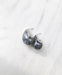 アクリルメタルドロップピアス