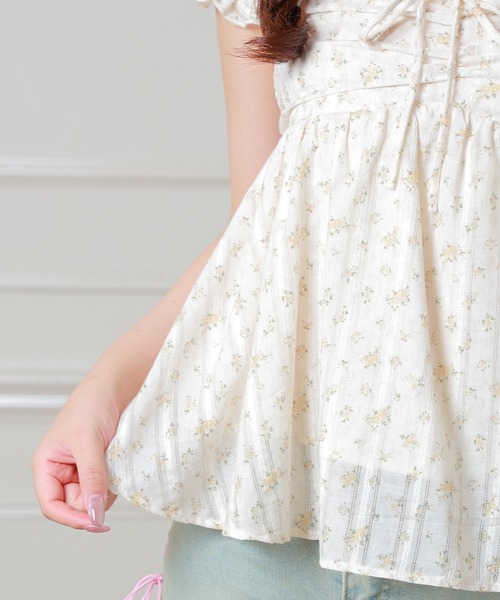 Anely（アネリー）の「小花柄 リボン ペプラム パフスリーブ ブラウス（シャツ/ブラウス・レディース・アイボリー/ピンク・FREE）」の16枚目の写真