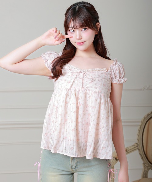 Anely（アネリー）の「小花柄 リボン ペプラム パフスリーブ ブラウス（シャツ/ブラウス・レディース・アイボリー/ピンク・FREE）」の9枚目の写真