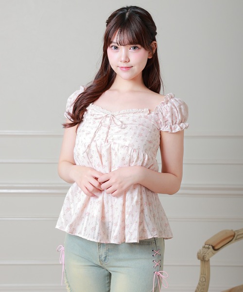 Anely（アネリー）の「小花柄 リボン ペプラム パフスリーブ ブラウス（シャツ/ブラウス・レディース・アイボリー/ピンク・FREE）」の11枚目の写真