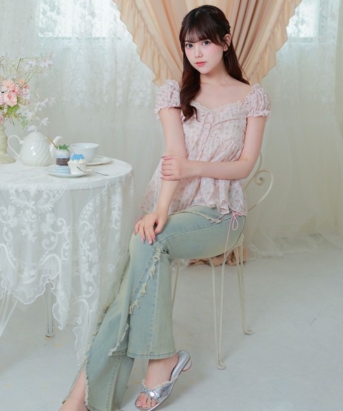 Anely（アネリー）の「小花柄 リボン ペプラム パフスリーブ ブラウス（シャツ/ブラウス・レディース・アイボリー/ピンク・FREE）」の12枚目の写真