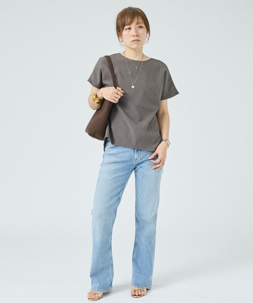 DESIGNWORKS（デザインワークス）の「【一部店舗限定】【セットアップ対応】リネン調後ろボタンブラウス（シャツ/ブラウス・レディース・ブラック/ライトグレー・フリー）」の8枚目の写真
