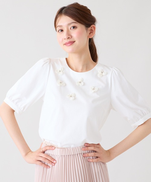Rose Tiara（ローズティアラ）の「フラワーモチーフ パフスリーブカットソー（Tシャツ/カットソー・レディース・オフホワイト/ネイビー/グレー・38/42/46）」の20枚目の写真