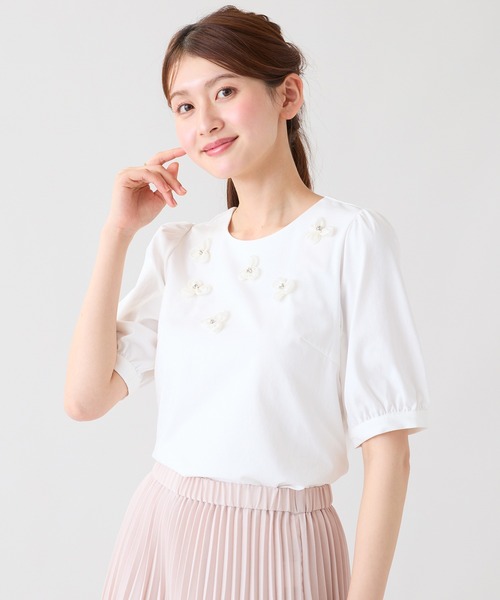 Rose Tiara（ローズティアラ）の「フラワーモチーフ パフスリーブカットソー（Tシャツ/カットソー・レディース・オフホワイト/ネイビー/グレー・38/42/46）」の21枚目の写真