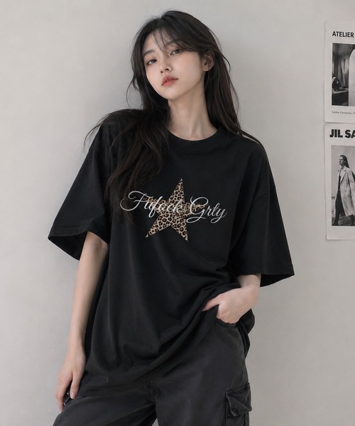 VIBGYOR(ヴィブジョー)の「【EIZZ/アイズ】レオパード星型ロゴ ビッグTシャツ / オーバーサイズ 半袖カットソー(Tシャツ/カットソー・レディース・ホワイト/ブラック/グレー・FREE)」の9枚目の写真