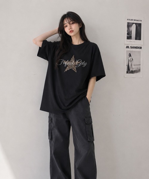 VIBGYOR(ヴィブジョー)の「【EIZZ/アイズ】レオパード星型ロゴ ビッグTシャツ / オーバーサイズ 半袖カットソー(Tシャツ/カットソー・レディース・ホワイト/ブラック/グレー・FREE)」の8枚目の写真