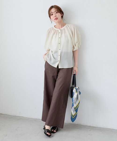 le.coeur blanc(ルクールブラン)の「【清涼感抜群】麻ワイドクロップドパンツ(その他パンツ・レディース・ブラウン/レッド/ネイビー/ベージュ・36/38)」の9枚目の写真