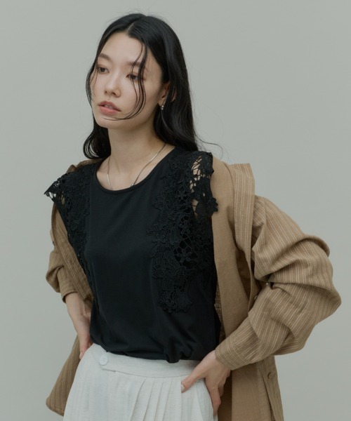 libelle more(リベル モア)の「ショルダーレースカットトップス(Tシャツ/カットソー・レディース・ブラック/オフホワイト/ライトグレー・M)」の18枚目の写真