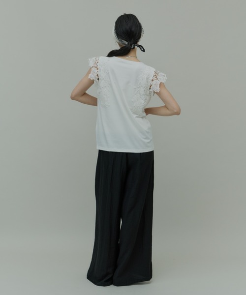 libelle more(リベル モア)の「ショルダーレースカットトップス(Tシャツ/カットソー・レディース・ブラック/オフホワイト/ライトグレー・M)」の6枚目の写真