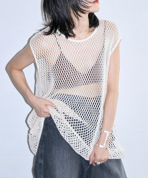 CITYSHOP(シティーショップ)の「COTTON MESH TANK TOP:カットソー(Tシャツ/カットソー・レディース・ブラック/ベージュ・FREE)」の2枚目の写真