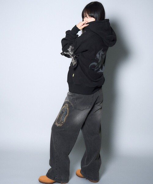 Subciety(サブサエティ)の「Faded madonna denim pants(デニムパンツ・メンズ・ホワイト/ブラック・X-SMALL/SMALL/MEDIUM/LARGE/X-LARGE)」の11枚目の写真