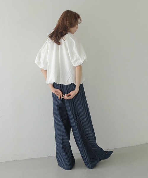 CLEIO(クレイオ)の「【CLEIO】2WAYバルーンドレープブラウス 2WAY BALLOON DRAPE BLOUSE(Tシャツ/カットソー・レディース・アイボリー/ライトブルー/ブラック・FREE)」の13枚目の写真