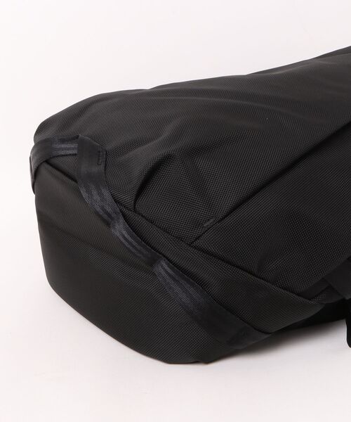 NAUGHTIAM(ノーティアム)の「【ABLE CARRY/エイブルキャリー】 Daily Plus デイリープラス 21L Ballistic Black(バックパック/リュック・メンズ・ブラック・FREE)」の3枚目の写真