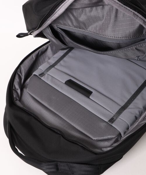 NAUGHTIAM(ノーティアム)の「【ABLE CARRY/エイブルキャリー】 Daily Plus デイリープラス 21L Ballistic Black(バックパック/リュック・メンズ・ブラック・FREE)」の4枚目の写真